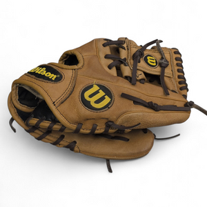 Used Wilson A450 BB/SB Glove RH Throw Brown 10 3/4" 11863-S000024292