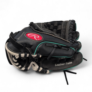 Used Rawlings FP110 RH Throw Fastpitch Gloves Black 11" 11863-S000024340