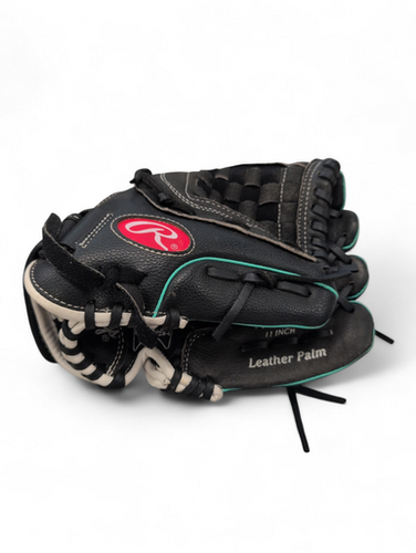 Used Rawlings FP110 RH Throw Fastpitch Gloves Black 11" 11863-S000024340