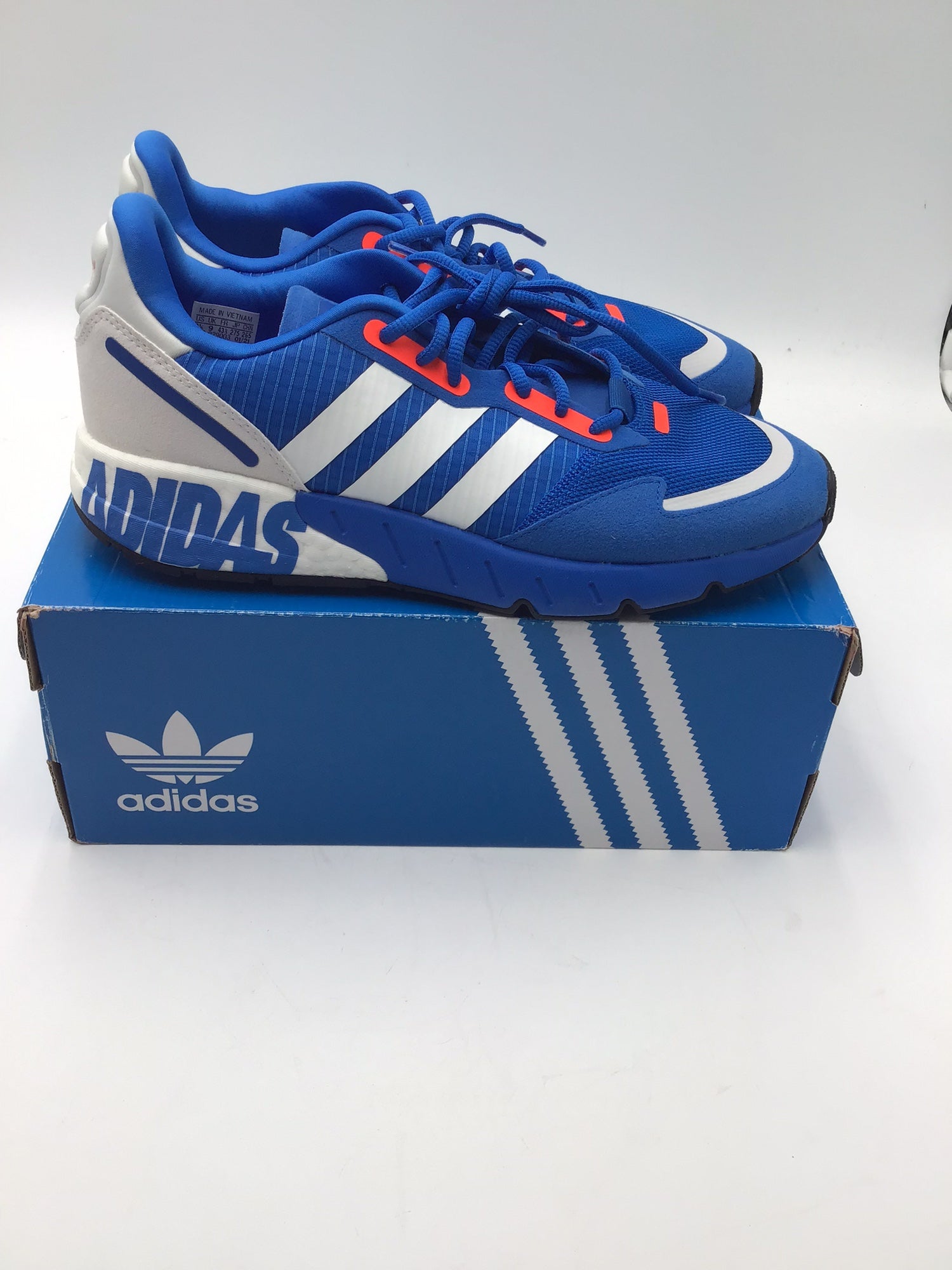 Limited Edition Retro Adidas Weight Room Shoes | SidelineSwap