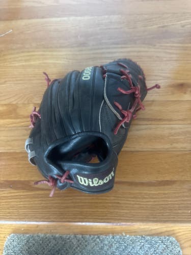 Wilson A2000 RH Pitcher's Baseball Glove 11.75" (Used)