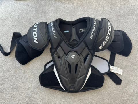 Men's Large Senior Easton Stealth Shoulder Pads (Used)