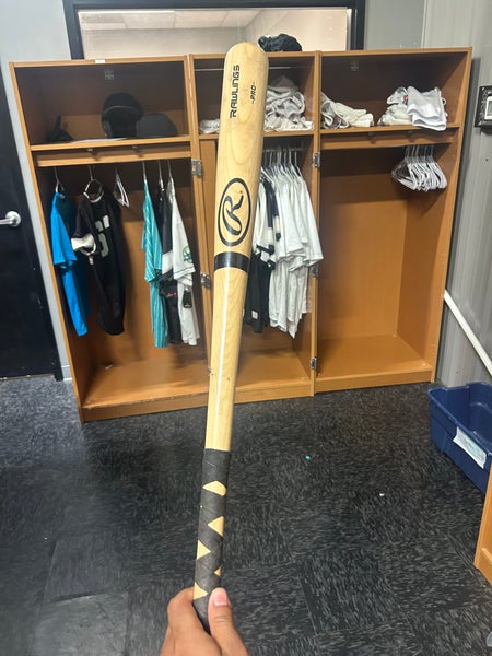 Rawlings Bat (-3) 29 oz 32" (New)