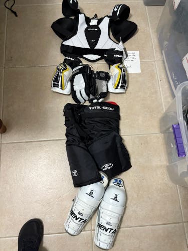 Starter Kit hockey equipment
