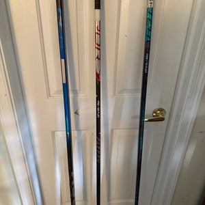 Intermediate Bauer FlyPro Right Handed Hockey Stick P92 (Used)