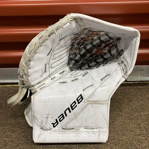 2023 Bauer M5 Pro Full Right Goalie Glove