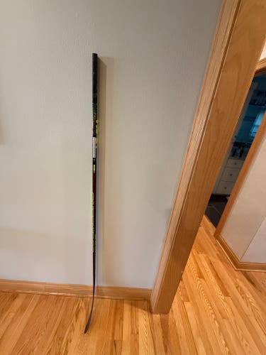 Senior Sher-Wood Rekker Legend Pro Left Hand Hockey Stick PP28 (Used)
