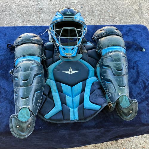 Intermediate All Star System 7 Axis Catcher's Set (Used)