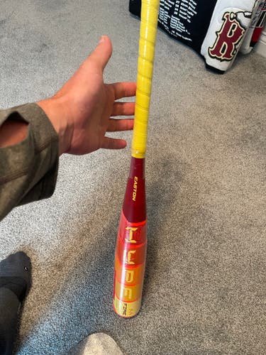 Easton Hype Fire Composite USSSA Certified Bat (-10) 16 oz 26" (New)