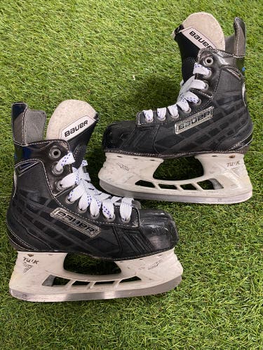 Bauer Nexus 5000 Hockey Skates | Junior 1.0