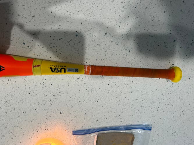 2025 Easton Hype Fire Composite USABat Certified Bat (-8) 22 oz 30" (Used)