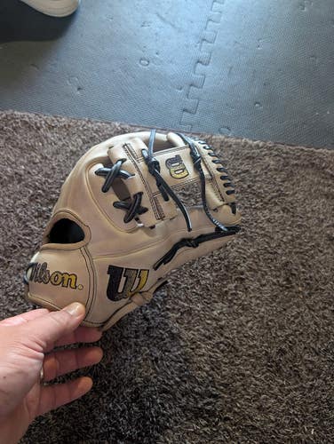 Wilson A2000 1786 11.5" I-WEB Glove