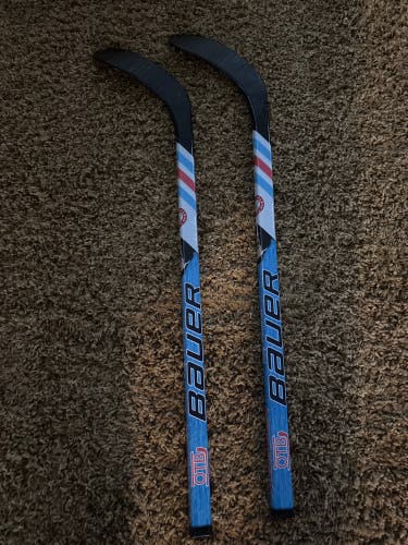 Junior Bauer Mystery Mini Right Handed Hockey Stick (New)