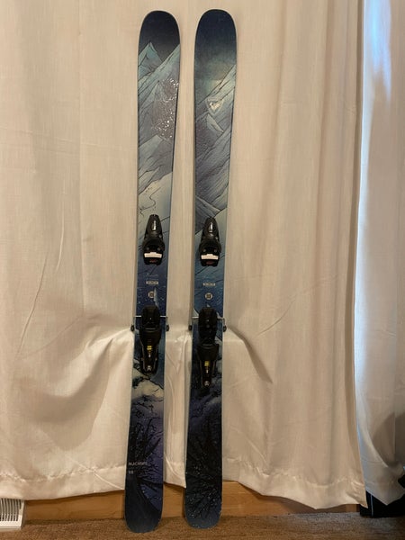 160cm Rossignol Black Ops Skis W/ Look SPX11 Bindings