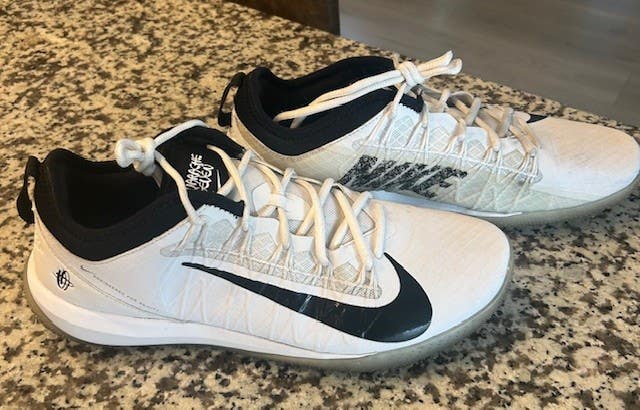Nike Huarache 7 Seven lacrosse turf shoes cleats mens sz 10 white black