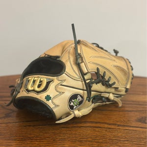 Rare Custom Japanese Wilson Staff RH Pitcher's Baseball Glove 12" (Used)