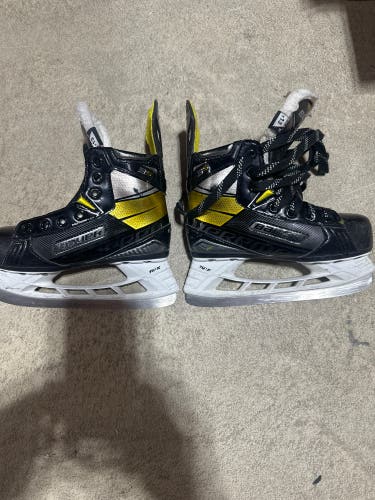 Bauer Supreme 3S Hockey Skates Regular Width 13 (Used)