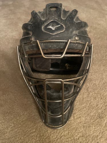 Mizuno Samurai Catcher's Mask 7 - 7 5/8
