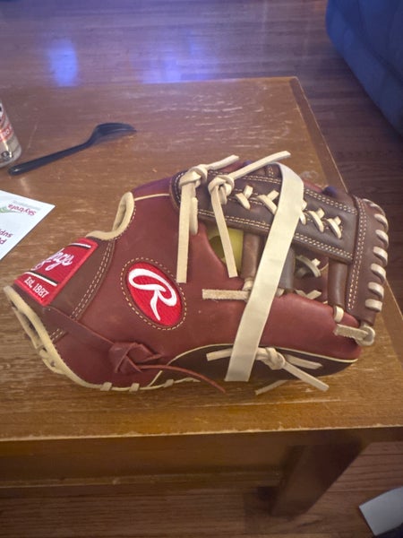 Rawlings RH Infield The Mark of a Pro Baseball Glove 11.5" (New)