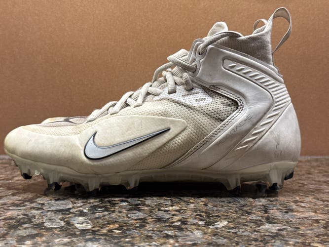 White Unisex 6.5Y (Big Kids / Youth) Youth Nike Alpha Huarache 8 Elite High Top Molded Cleats (Used)