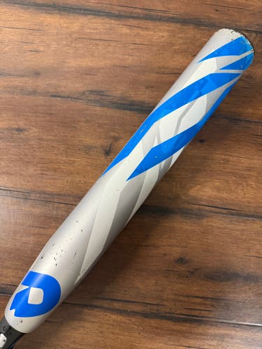 Demarini CF Zen 30/19 (-11) Fastpitch Softball Bat
