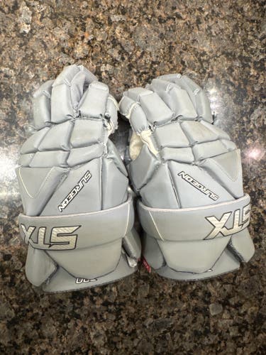 STX Surgeon Lacrosse Gloves Extra Large (Used)