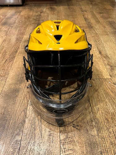 Cascade R Goalie Helmet Yellow