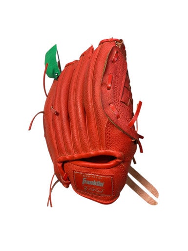 Used Franklin 22467 BB/SB Glove T-ball Red 9" 11706-S000363841