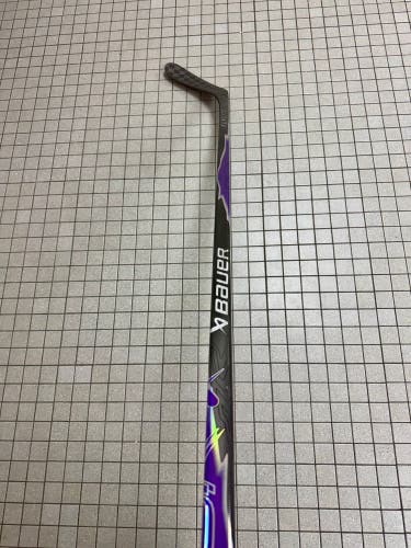 Senior Bauer Vapor FlyLite Left Hand Hockey Stick P28 (New)