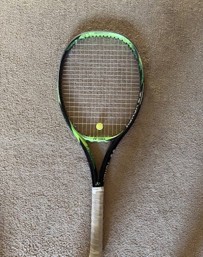 Adult YONEX Ezone 100 Tennis Racquet (Used)