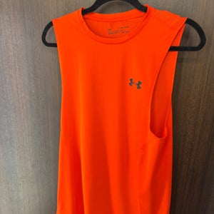 Men’s small adult USED Under Armour Tank Top - Red
