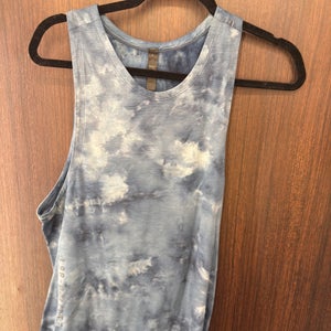 Men’s small adult USED Lululemon lime wash tank top blue
