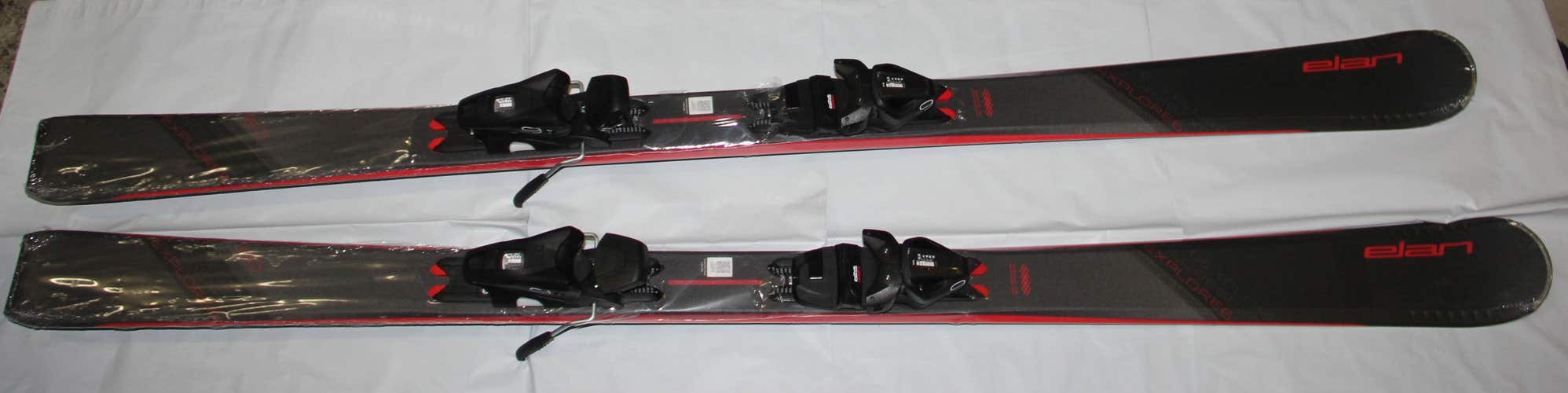 NEW  Elan Explore 6 -152cm skis men's with EL 9.0 GW size adjustable bindings