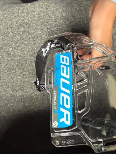 Bauer Concept 3 Full Shield Shield (New)