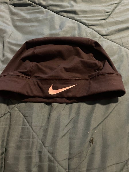 Black Men's One Size Fits All Nike Hat (Used)