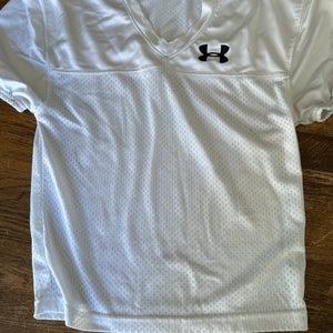 White Small Boys Under Armour Jersey (Used)