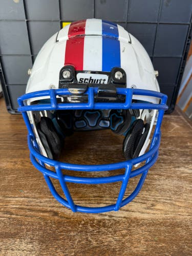 Medium Youth Schutt Helmet (Used)