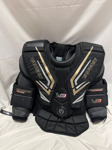 Large Vaughn VX1 Pro Carbon Chest Protector (Used)