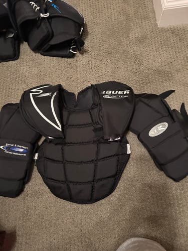 Small Bauer Goalie Chest Protector (Used)