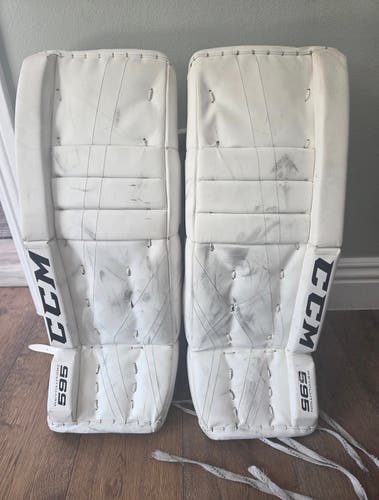 26" CCM Revolution 595 Goalie Leg Pads (Used)