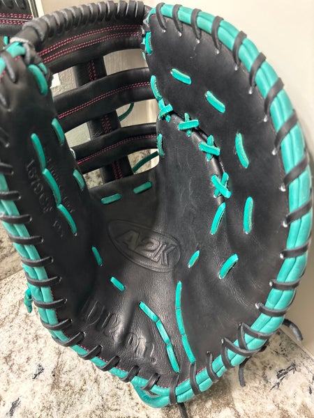 2025 Wilson A2K PRO STOCK SELECT RH First Base Baseball Glove 12.5" GAME READY!!