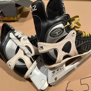 CCM Super Tacks 652 Hockey Skates 6.5 (Used)