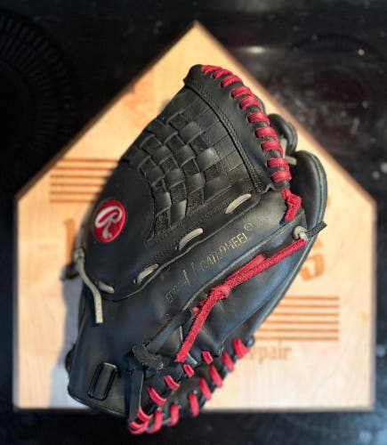 Rawlings RH Softball Glove 14" (Used)