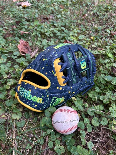 2025 Wilson A2000 1786 11.5” Savannah Bananas Paint Splatter Infield Baseball Glove