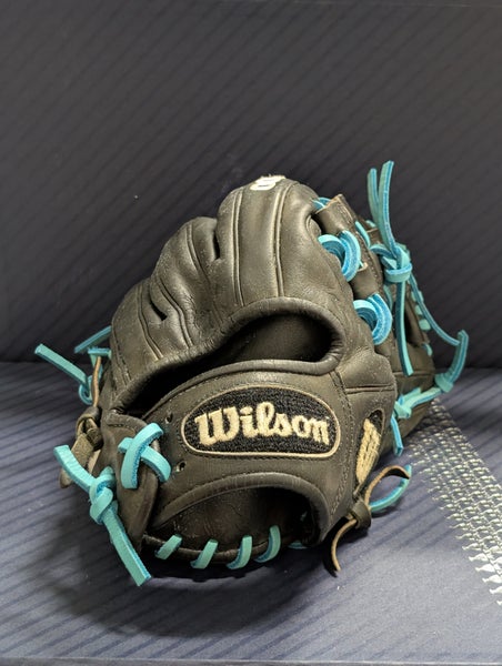 Infield RH Wilson A200 Dp15 Baseball Glove 11.5" (Used)