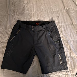 Black XL Men's Arctica Shorts (Used)