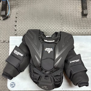 XL Vaughn Vision 9500 Goalie Chest Protector (Used)