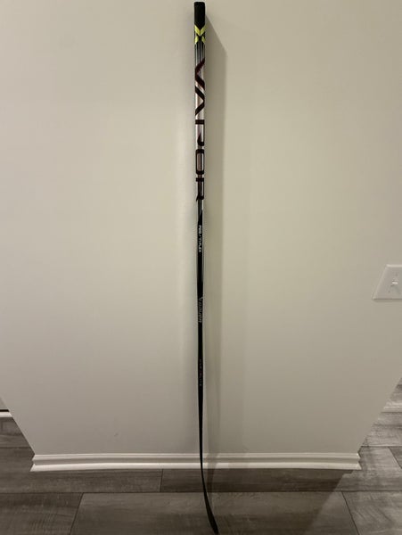 Bauer Vapor Hyperlite 2 77 Flex Right Handed Hockey Stick P92 (New)