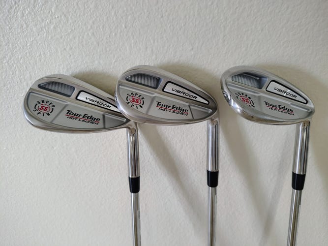 Tour Edge Hot Launch VibRCor Three Wedges Set (52*- 56*- 60*)