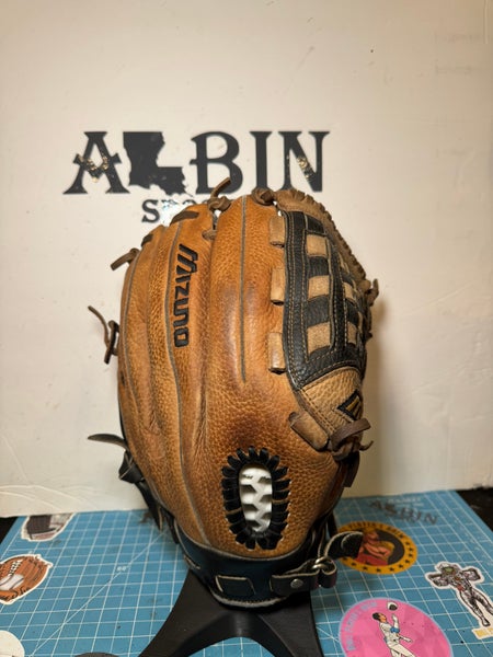 Mizuno Premier RH Baseball Glove 12" (Used)
